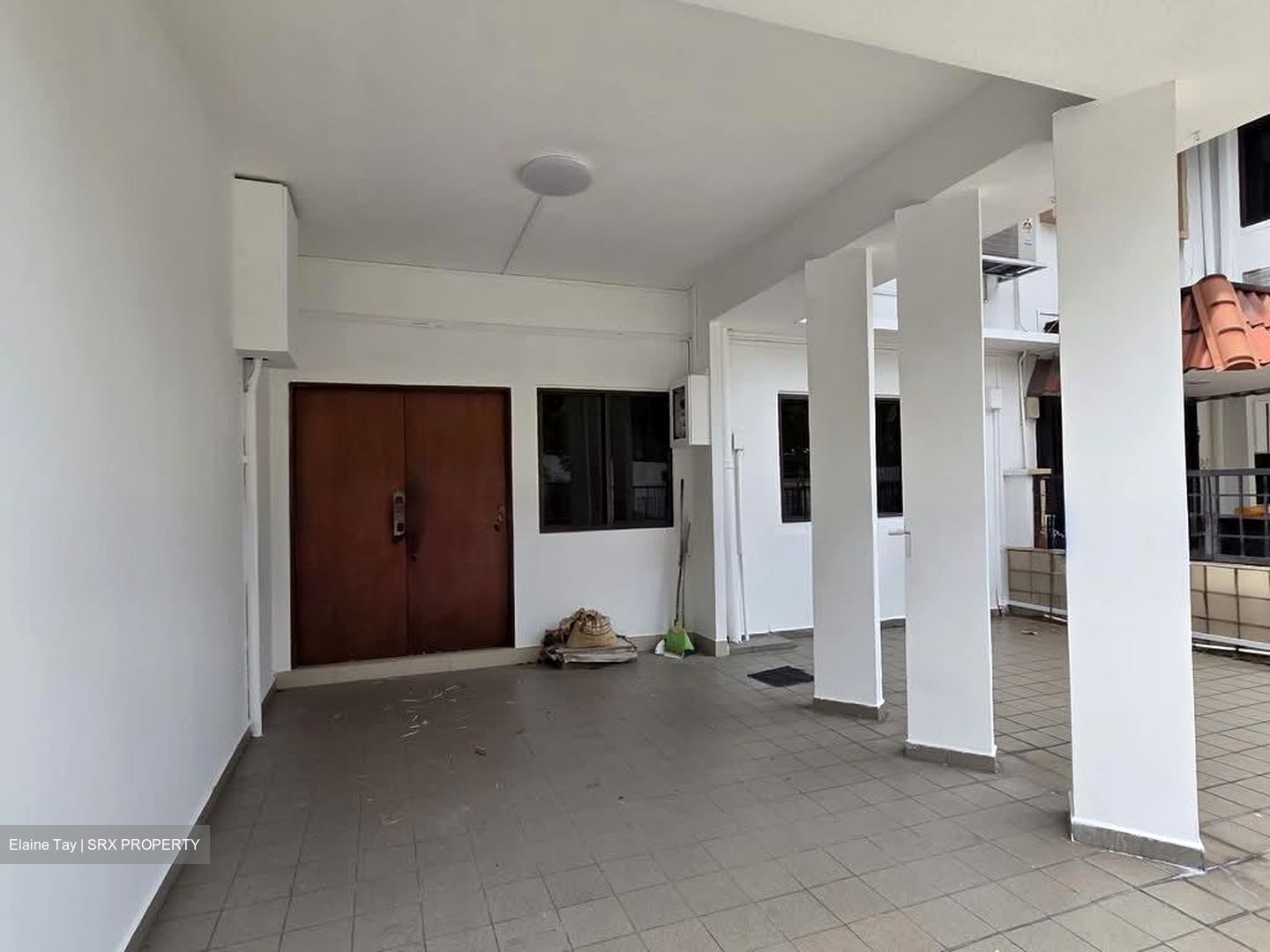 East Coast Road (D15), Terrace #557816501